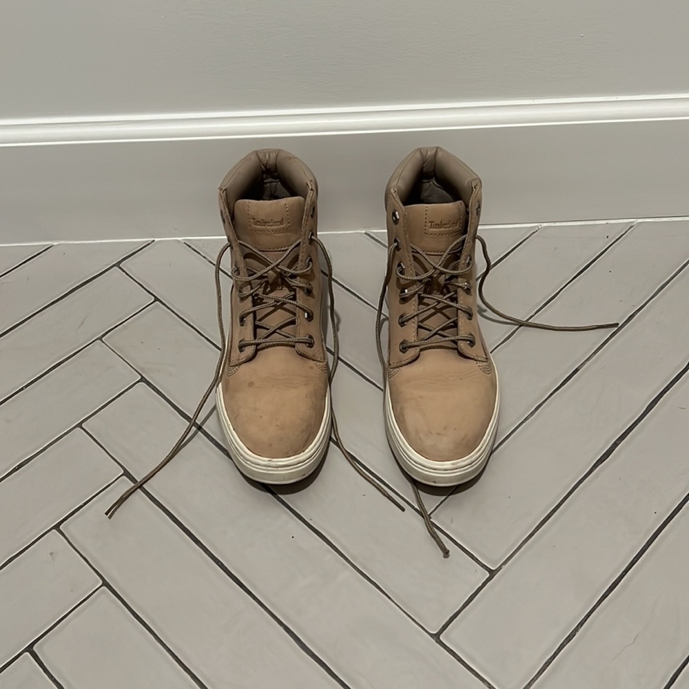 Tan timbs
